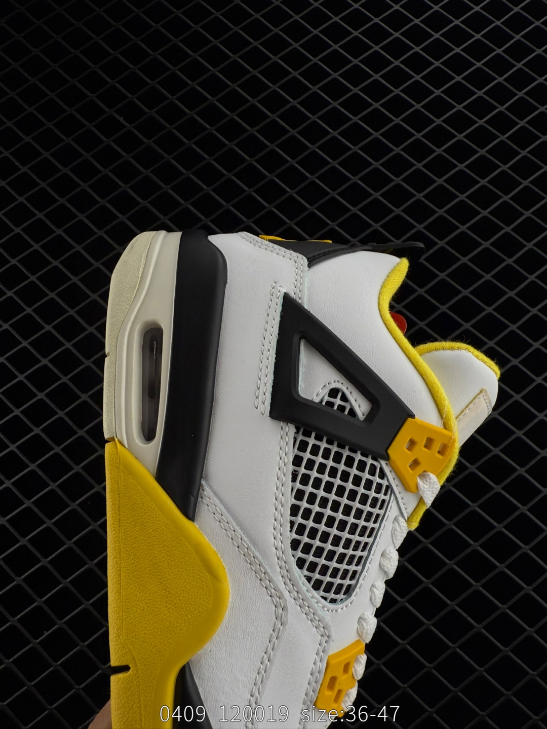 Nike Air Jordan 4 Retro
